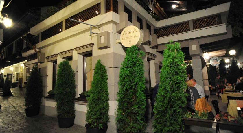 Garni Hotel Le Petit Piaf Belgrado Exterior foto